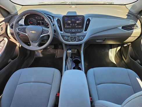 Used 2020 Chevrolet Malibu LS image 15
