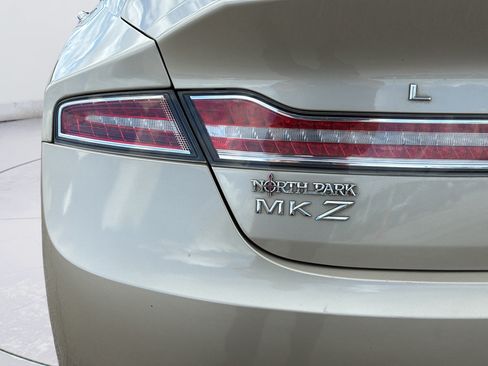 Used 2017 Lincoln MKZ Reserve w/ Technology Package FWD image 39