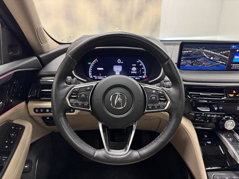 Used 2023 Acura MDX SH-AWD w/ Advance Package image 21