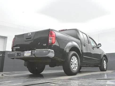 Used 2015 Nissan Frontier SV AWD/4WD image 41