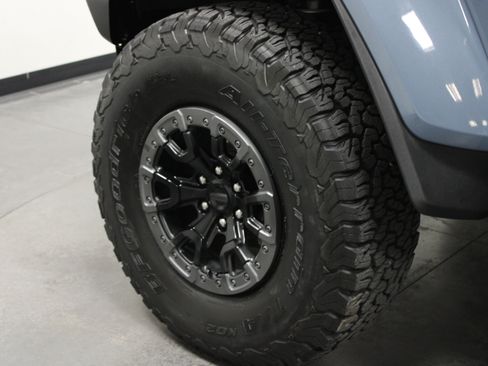 Used 2024 Ford Bronco Raptor w/ Interior Carbon Fiber Pack 6 AWD/4WD image 10