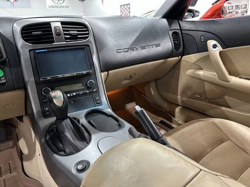Used 2006 Chevrolet Corvette Coupe w/ Preferred Equipment Group image 16