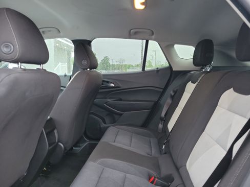 Used 2024 Chevrolet Trax LS w/ Driver Confidence Package FWD image 11