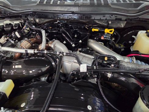 Used 2019 Ford F250 Lariat w/ Lariat Ultimate Package AWD/4WD image 97
