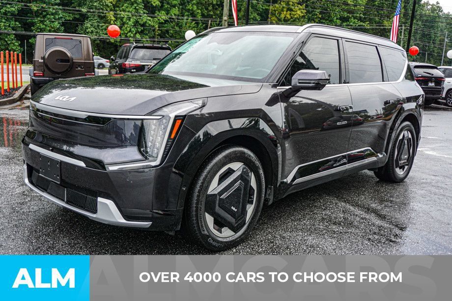 Used 2024 Kia EV9 Land AWD/4WD image 2