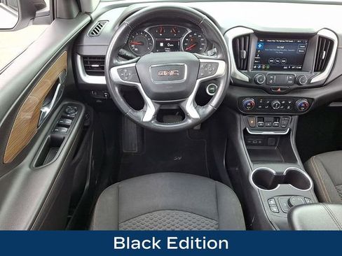 Used 2019 GMC Terrain SLE w/ Driver Convenience Package AWD/4WD image 3