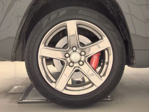 Used 2019 Jeep Grand Cherokee SRT AWD/4WD image 12