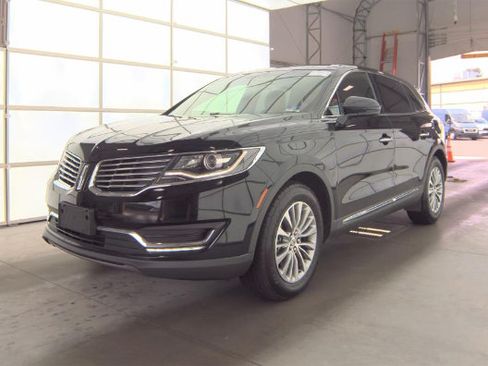 Used 2017 Lincoln MKX Select w/ Select Plus Package FWD image 1
