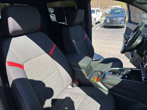 Used 2024 Chevrolet Colorado Z71 w/ LPO, Dark Essentials Package image 27