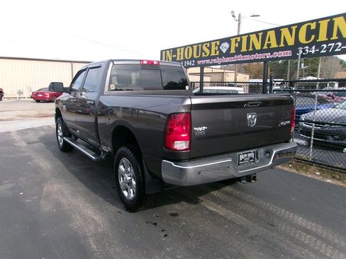 Used 2015 RAM 2500 SLT w/ Luxury Group image 12