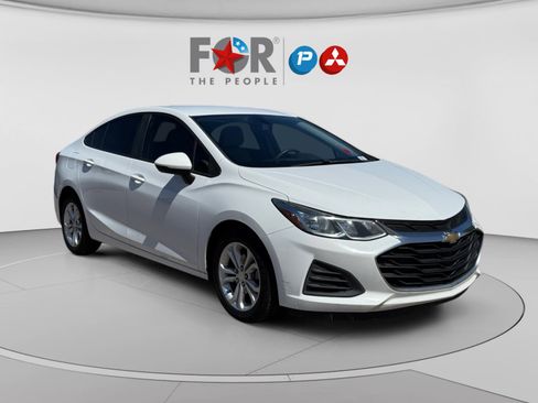 Used 2019 Chevrolet Cruze LS w/ LS Convenience Package image 7