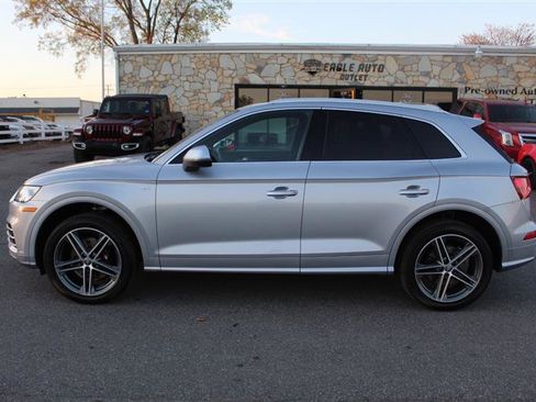 Used 2018 Audi SQ5 Premium Plus w/ Navigation Package AWD/4WD image 4