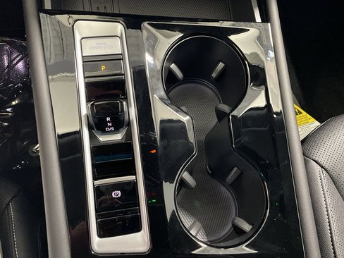 New 2026 Volkswagen Atlas SE image 22