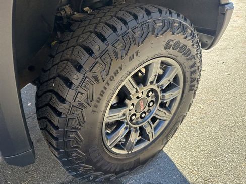 Used 2024 GMC Sierra 1500 AT4X image 37