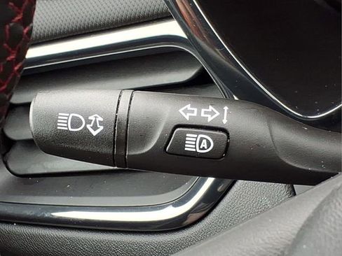 Used 2023 Chevrolet Equinox RS image 26