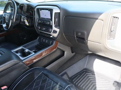 Used 2017 GMC Sierra 1500 SLT AWD/4WD image 30