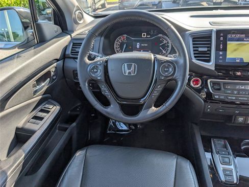 Used 2018 Honda Pilot Elite image 23
