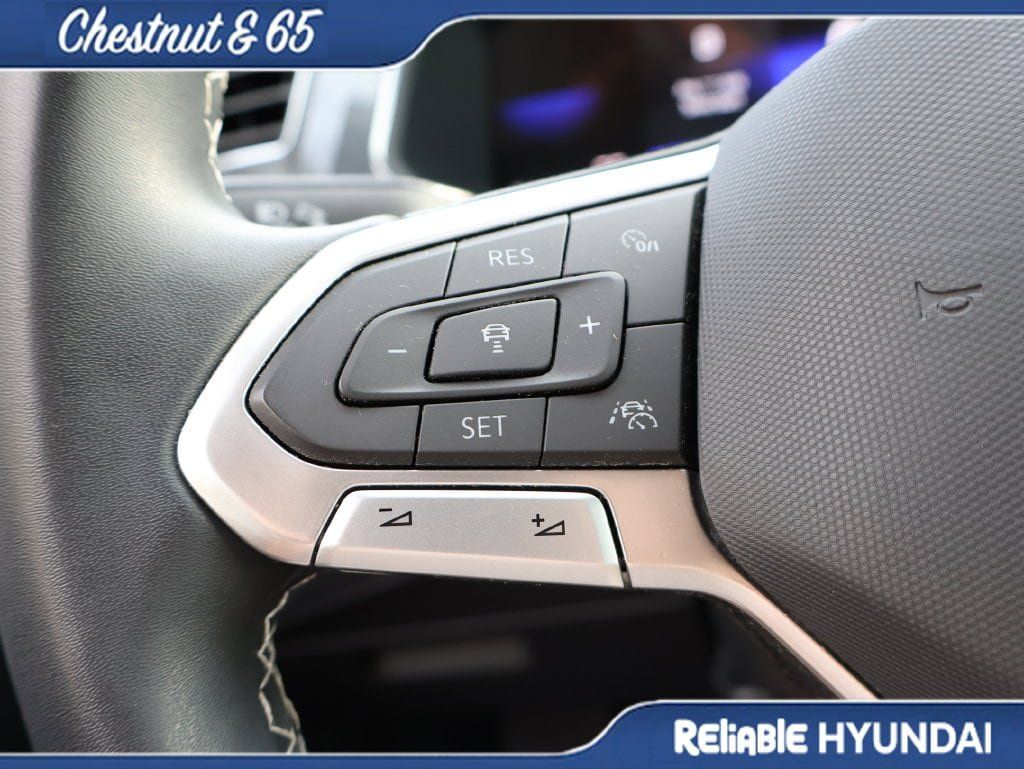 Used 2023 Volkswagen Tiguan SE FWD image 27