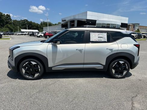 New 2027 Kia Seltos EX w/ EX Panoramic Sunroof Package FWD image 4