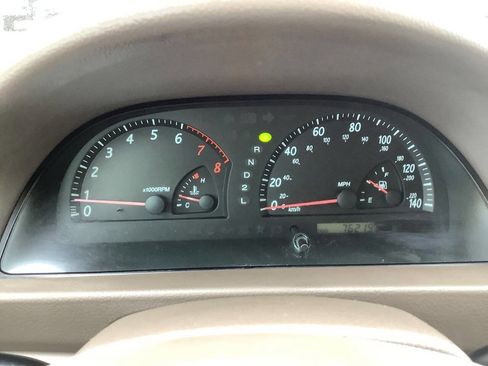 Used 2004 Toyota Camry LE image 36