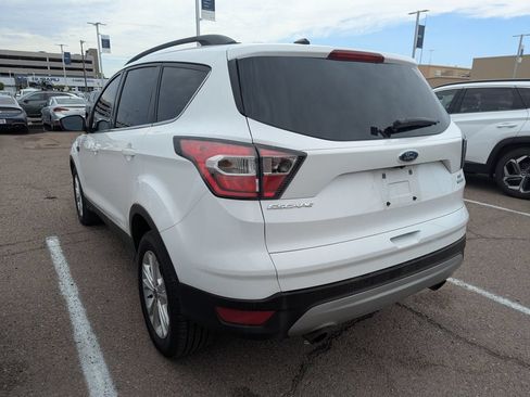 Used 2017 Ford Escape SE w/ Equipment Group 201A FWD image 7