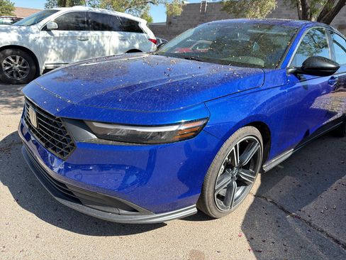 Used 2023 Honda Accord Sport image 1