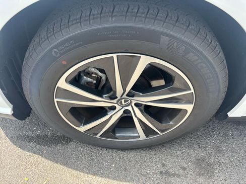 Used 2023 Lexus RX 350 Premium w/ Accessory Package AWD/4WD image 18