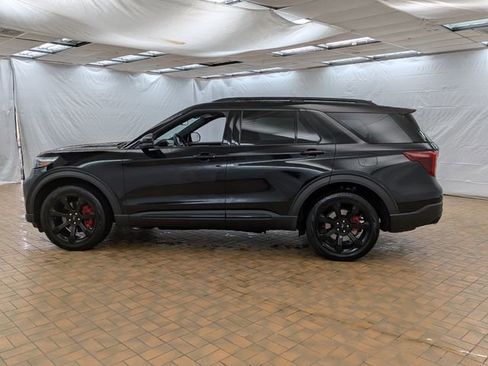 Certified 2023 Ford Explorer ST w/ Equipment Group 401A image 4