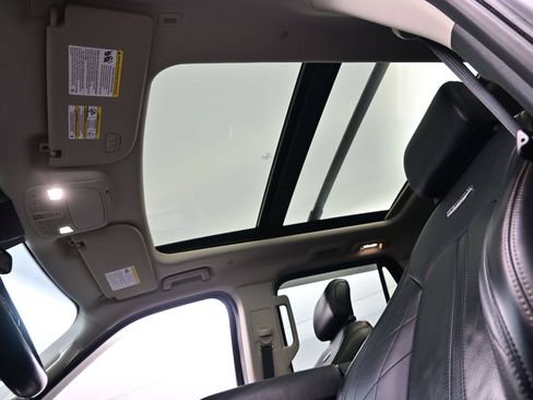 Used 2021 Ford Expedition Platinum AWD/4WD image 19