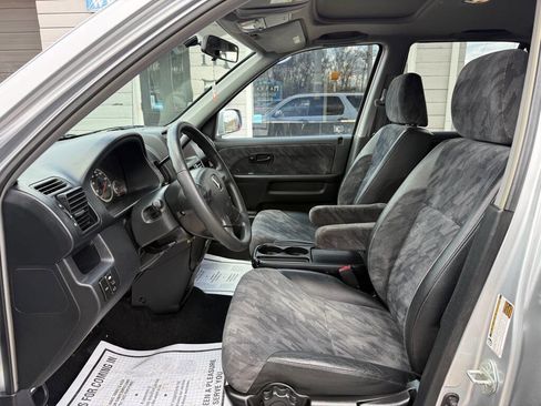Used 2004 Honda CR-V EX image 11