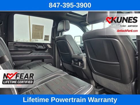 Used 2024 GMC Sierra 2500 AT4X image 40