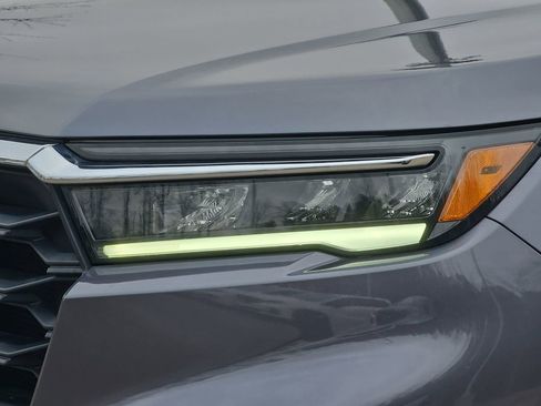 Used 2024 Honda Pilot EX-L image 18