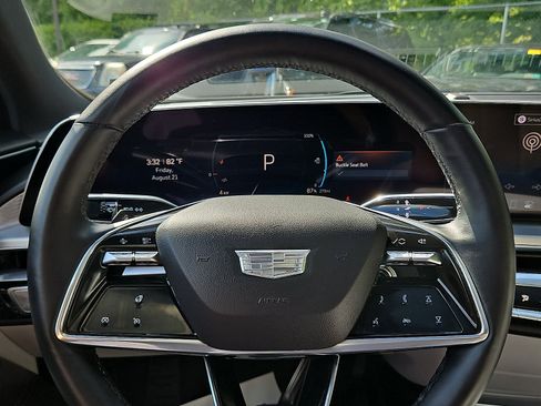 Certified 2024 Cadillac Lyriq Sport AWD/4WD image 18