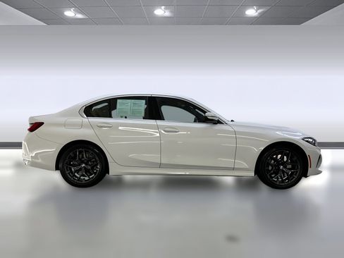Used 2025 BMW 330i Sedan w/ Convenience Package image 7