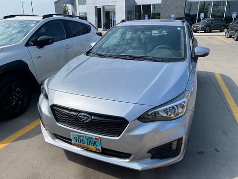 Used 2017 Subaru Impreza 2.0i Sport w/ Popular Package #4 AWD/4WD image 3