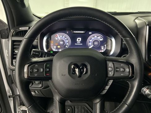 Used 2024 RAM 1500 Limited AWD/4WD image 11