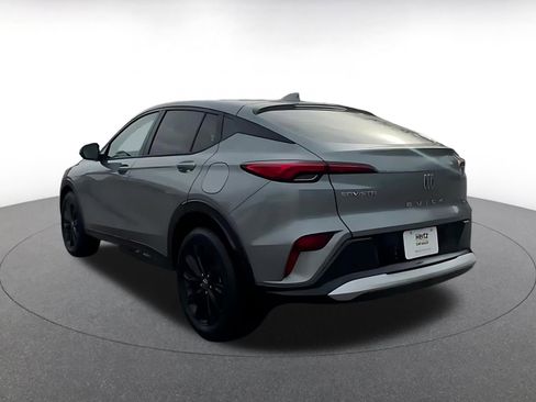 Used 2025 Buick Envista Sport Touring image 11