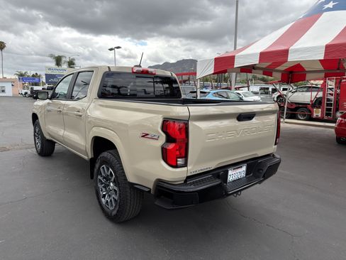Used 2023 Chevrolet Colorado Z71 w/ Z71 Convenience Package 2 AWD/4WD image 6