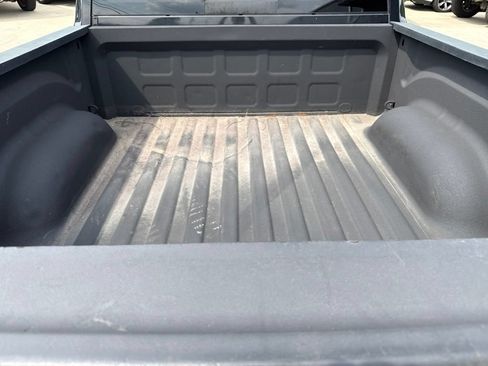 Used 2017 RAM 1500 Classic SLT AWD/4WD image 44