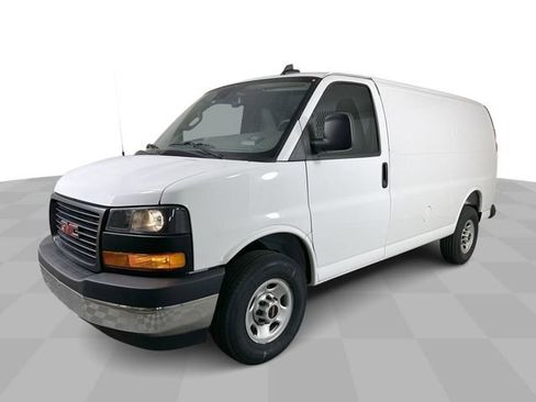 New 2025 GMC Savana 3500 w/ Driver Convenience Package RWD image 6