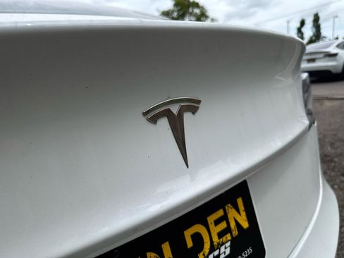 Used 2019 Tesla Model 3 Standard Range Plus RWD image 11