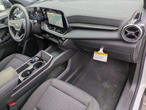 New 2026 Chevrolet Equinox LT image 31