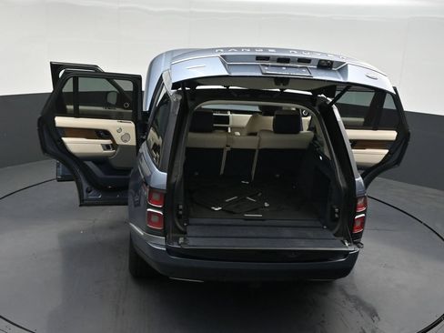 Used 2018 Land Rover Range Rover Supercharged AWD/4WD image 35
