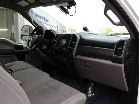 Used 2017 Ford F550 2WD SuperCab Super Duty image 16