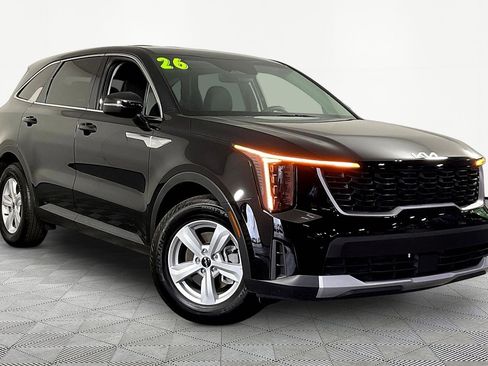 Certified 2026 Kia Sorento LX FWD image 3