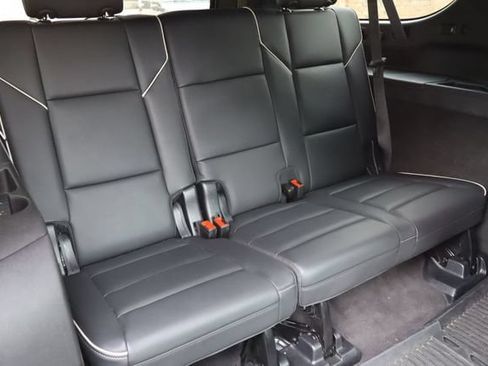 Used 2023 Cadillac Escalade ESV Premium Luxury w/ LPO, Floor Liner Package AWD/4WD image 20