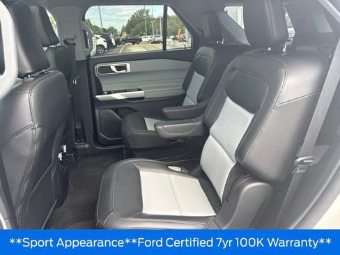 Used 2024 Ford Explorer XLT w/ Equipment Group 202A AWD/4WD image 33