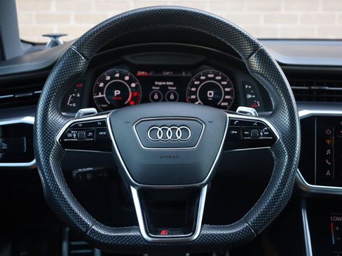 Used 2022 Audi RS 6 w/ Executive Package AWD/4WD image 34