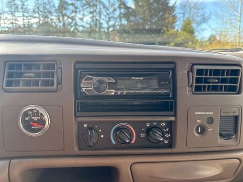 Used 2001 Ford F350 XL image 21