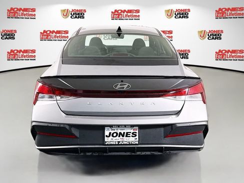 Certified 2025 Hyundai Elantra Sport FWD image 14
